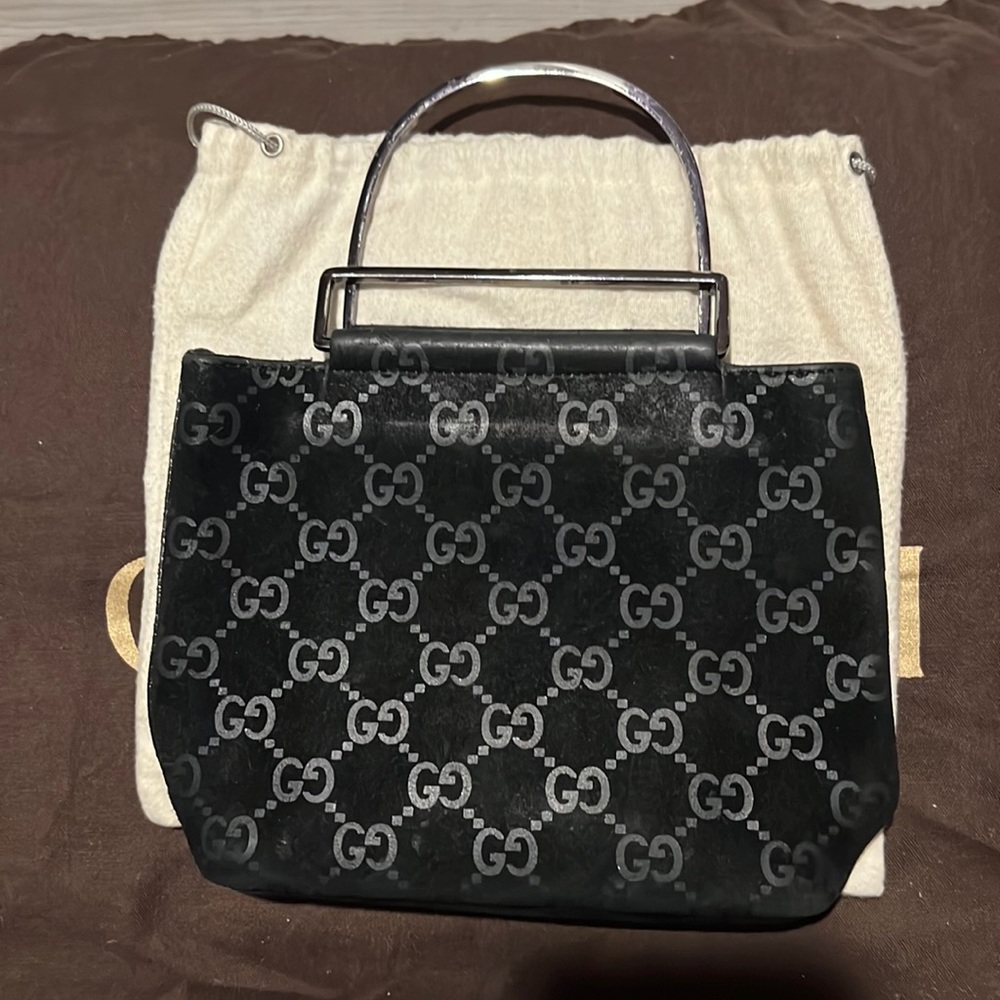 Vintage mini Gucci suede clutch